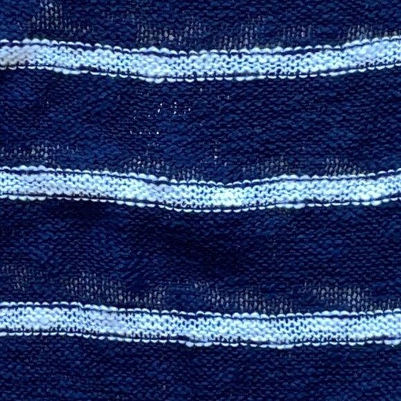 New Women’s Gap Lightweight Striped Sweater - Picture 8 of 8